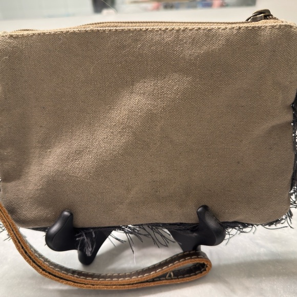 Canvas Bicycle Print Wristlet - Picture 2 of 6